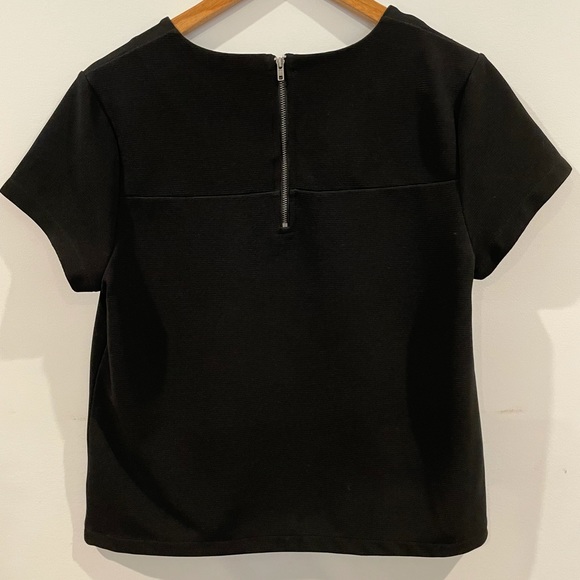 Structured Top - Picture 3 of 3